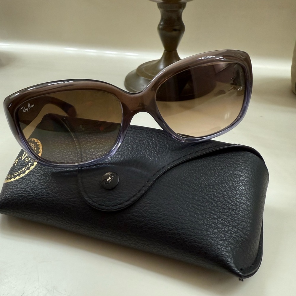 Ray-Ban Jackie OHH sunglasses with case RB 4101